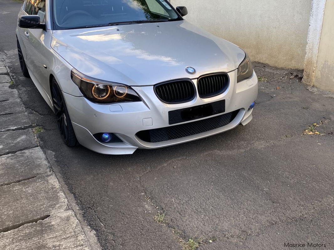 BMW 525i in Mauritius