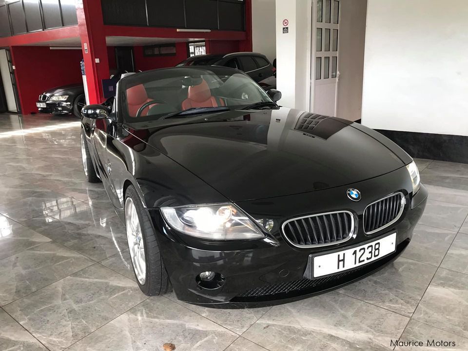 BMW Z4 2.2L Steptronic Convertible in Mauritius