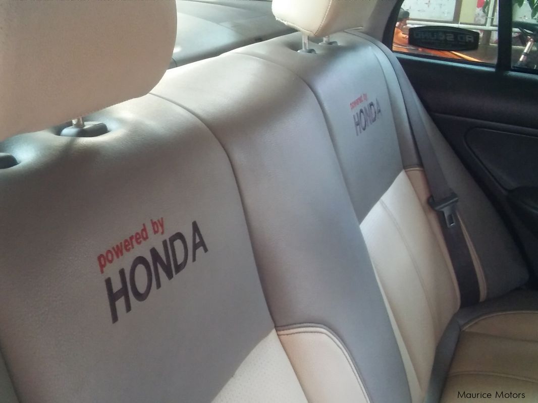 Honda Civic Es 8 in Mauritius