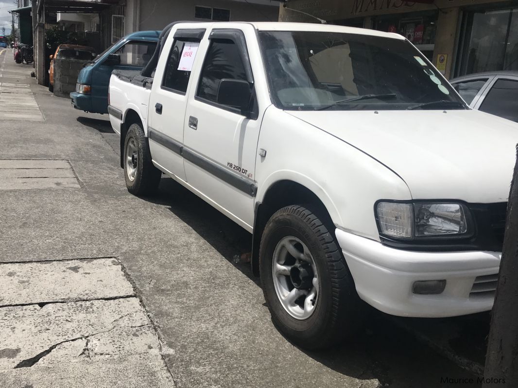 Isuzu KB250 Turbo 2x4 in Mauritius