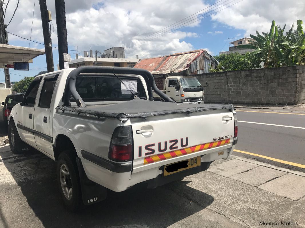 Isuzu KB250 Turbo 2x4 in Mauritius