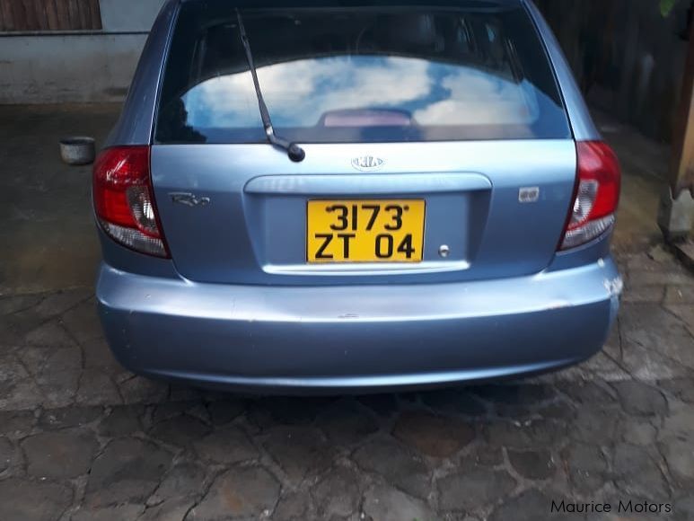 Used Kia Rio hatchback 2004 Rio hatchback for sale New Grove Kia