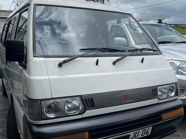 Mitsubishi L300 in Mauritius