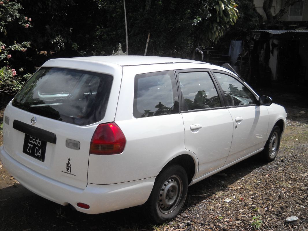 Nissan AD Van in Mauritius