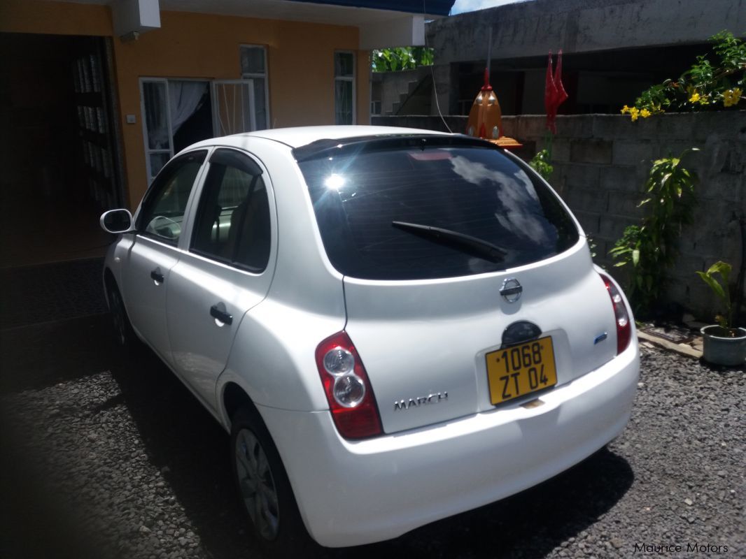 Nissan Ak 12 in Mauritius