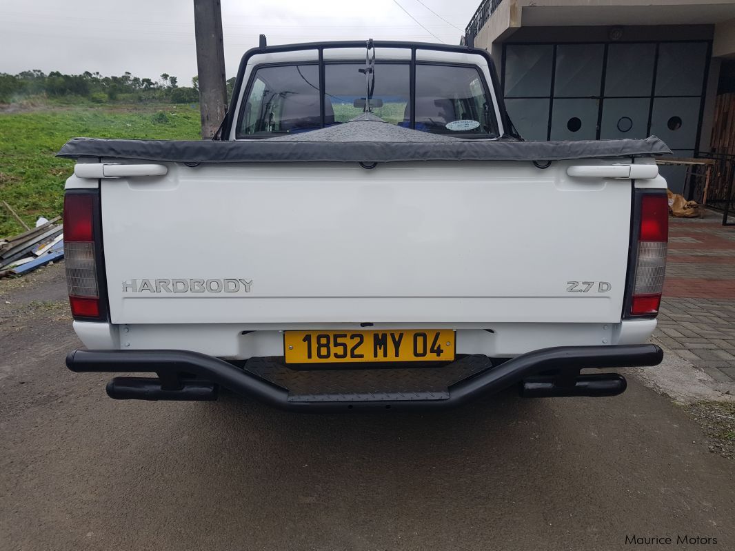 Nissan Hardbody 2.7d in Mauritius
