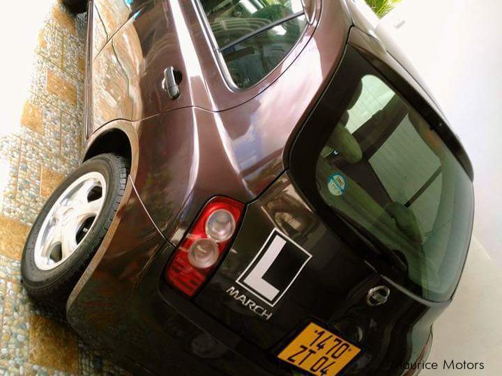 Nissan March ak12 in Mauritius