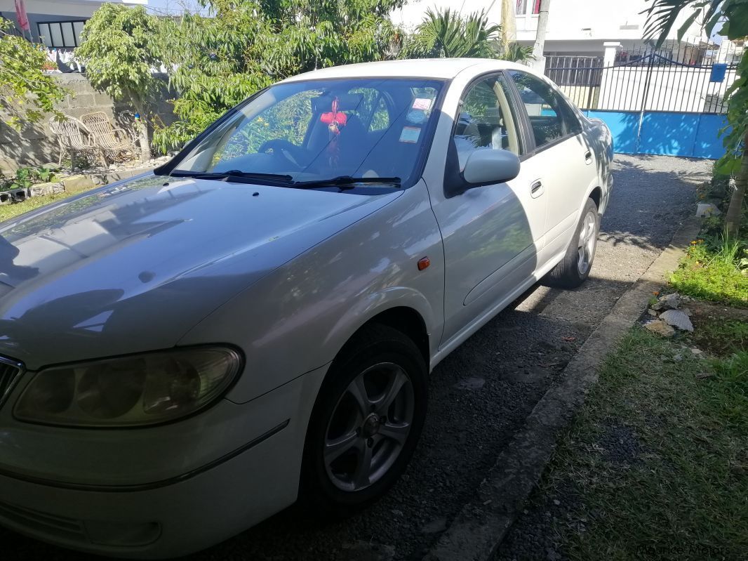Nissan SUNNY in Mauritius