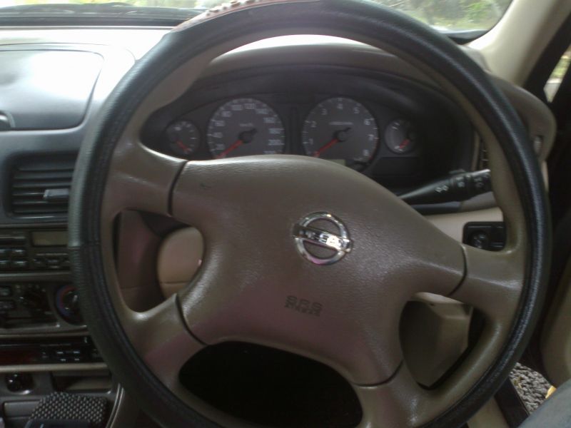 Nissan Sunny Ex Saloon in Mauritius