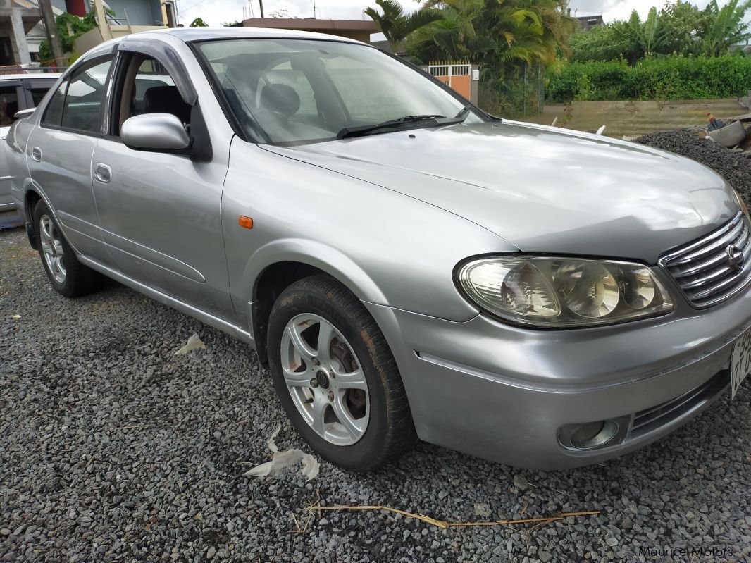 Nissan Sunny in Mauritius