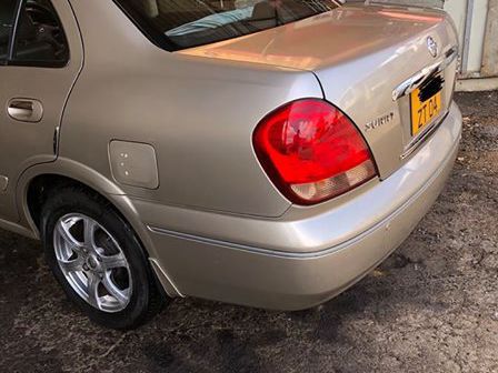 Nissan sunny Ex Saloon in Mauritius