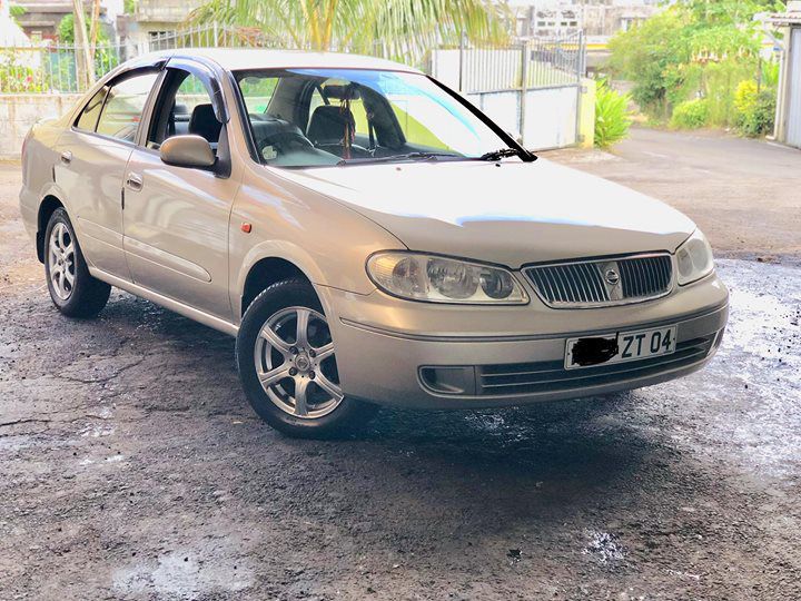 Nissan sunny Ex Saloon in Mauritius
