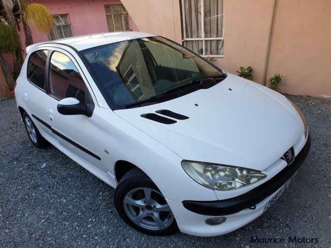 Peugeot 206 in Mauritius