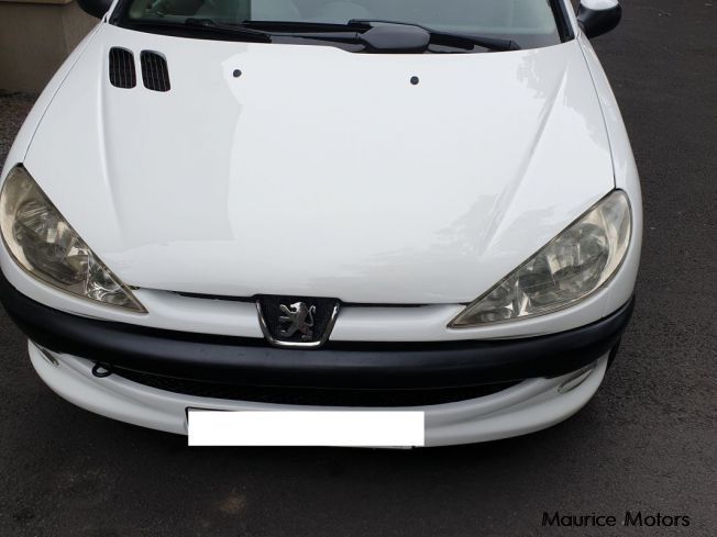 Peugeot 206 in Mauritius