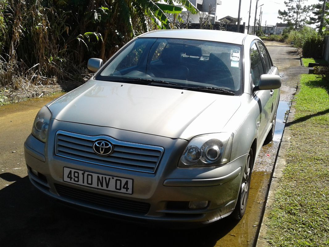 Toyota Avensis in Mauritius