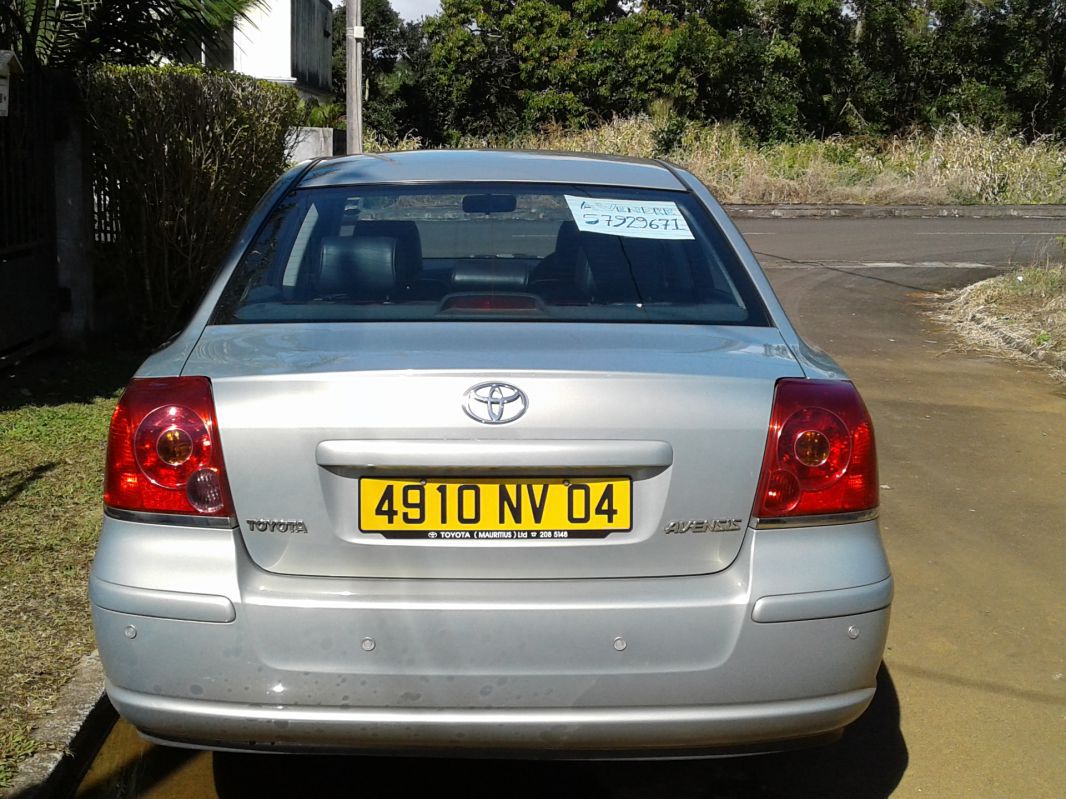 Toyota Avensis in Mauritius