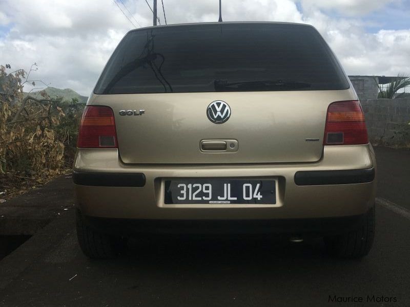Volkswagen GOLF 4 in Mauritius
