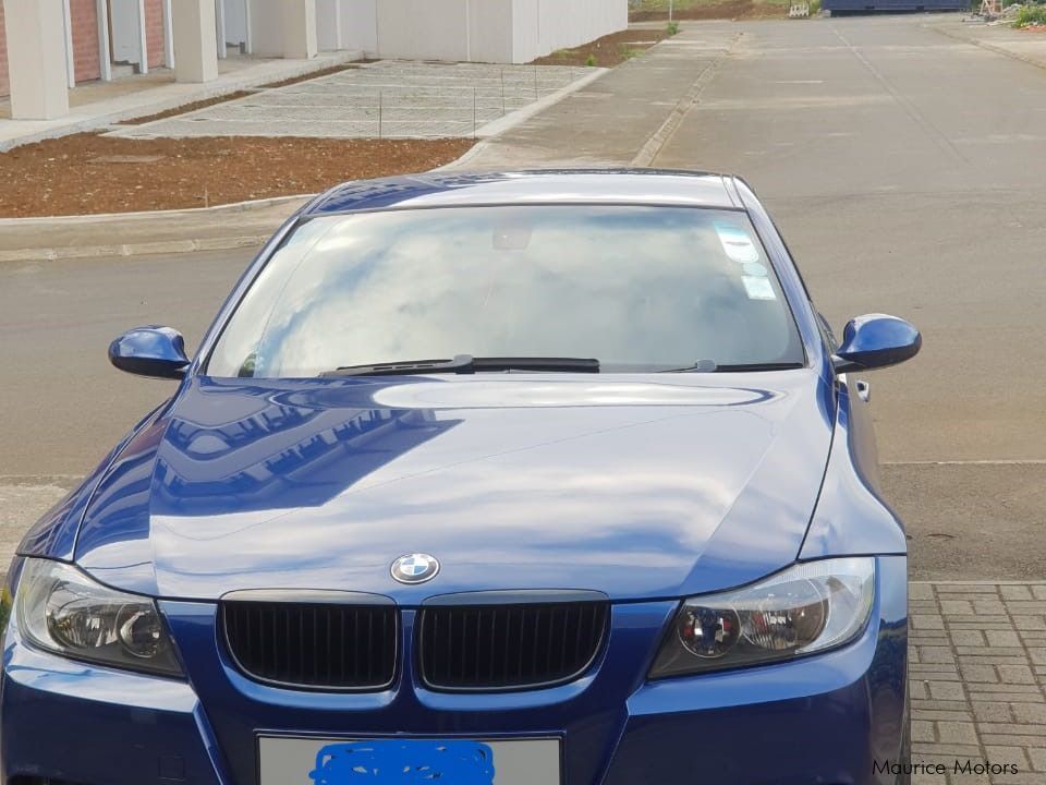 BMW 320i in Mauritius