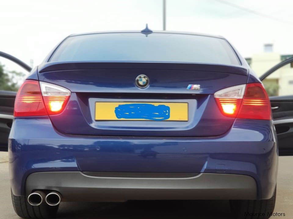 BMW 320i in Mauritius