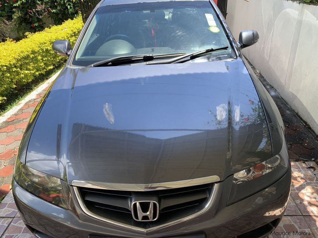 Honda Accord 2.0 in Mauritius
