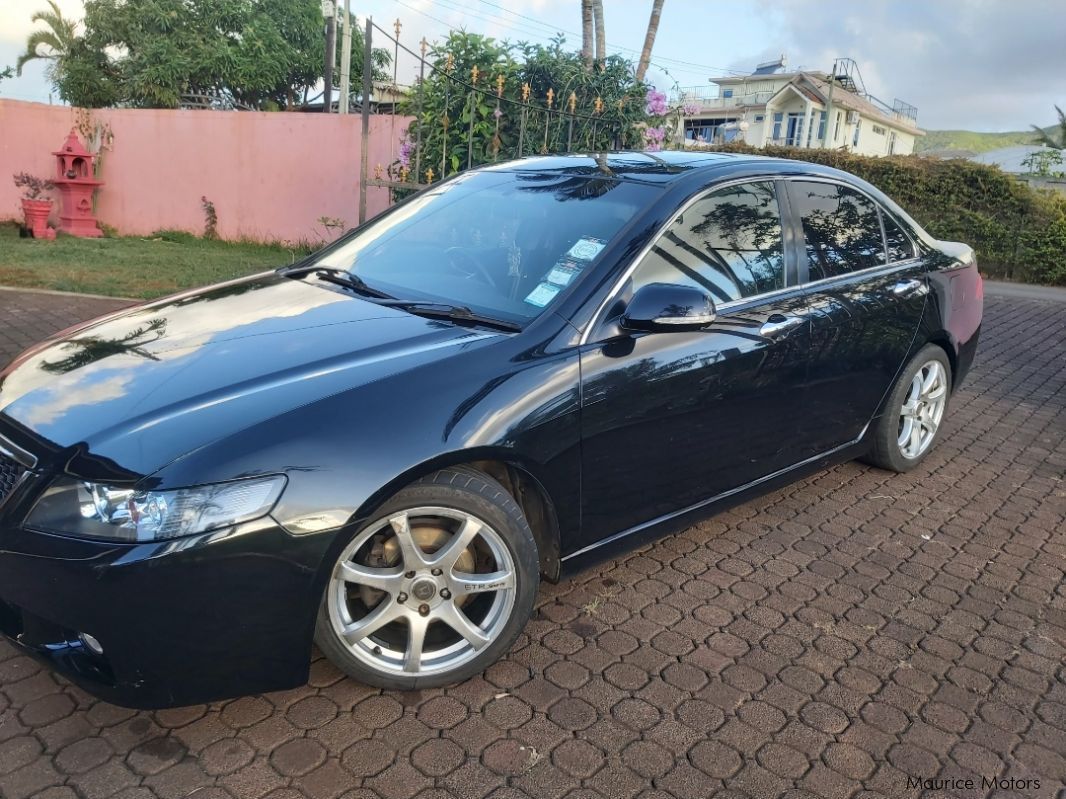 Honda Accord cl7 in Mauritius