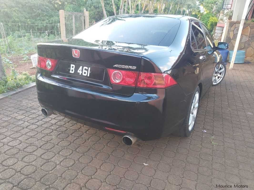 Honda Accord cl7 in Mauritius