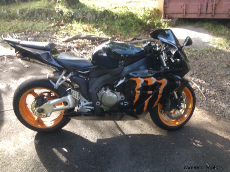 Honda CBR 1000 RR Fireblade in Mauritius