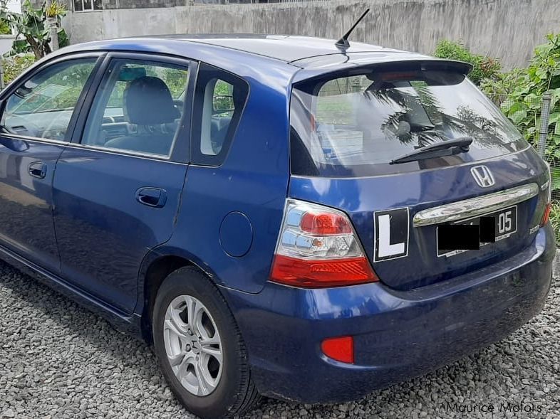 Honda CIVIC - BLUE - 150i in Mauritius