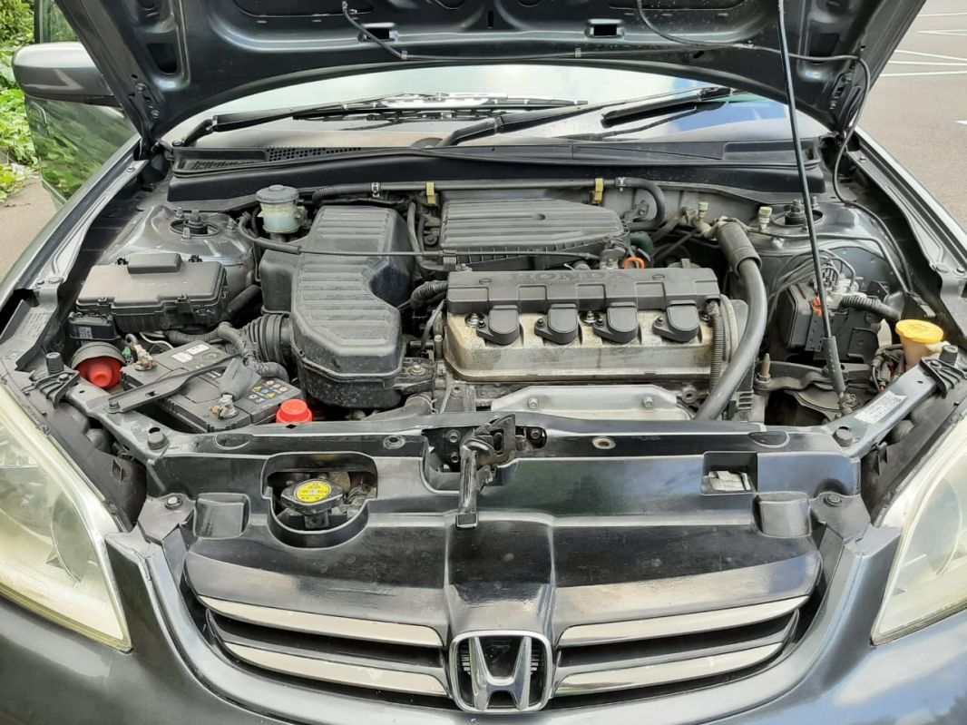 Honda Civic ES8 in Mauritius