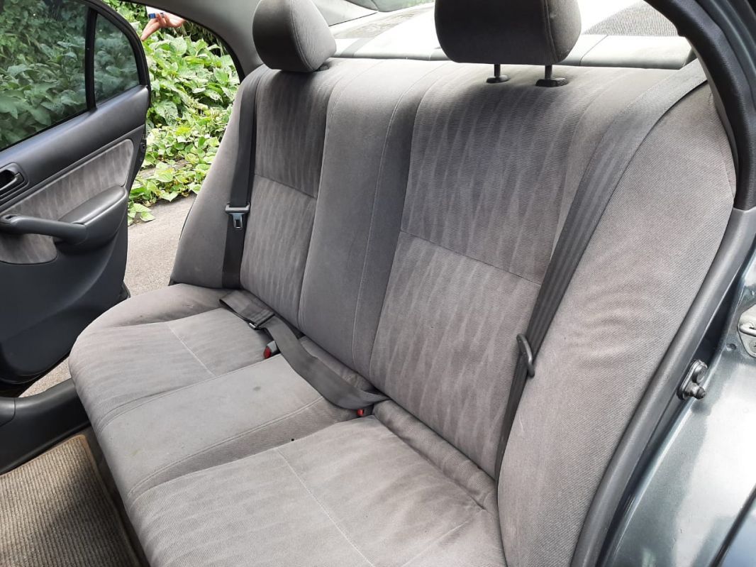 Honda Civic ES8 in Mauritius