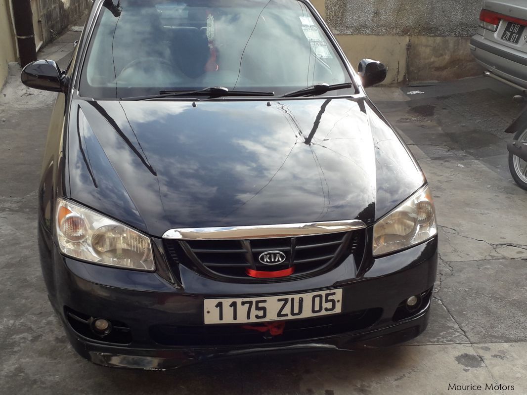 Kia Kia cerato hatchback in Mauritius