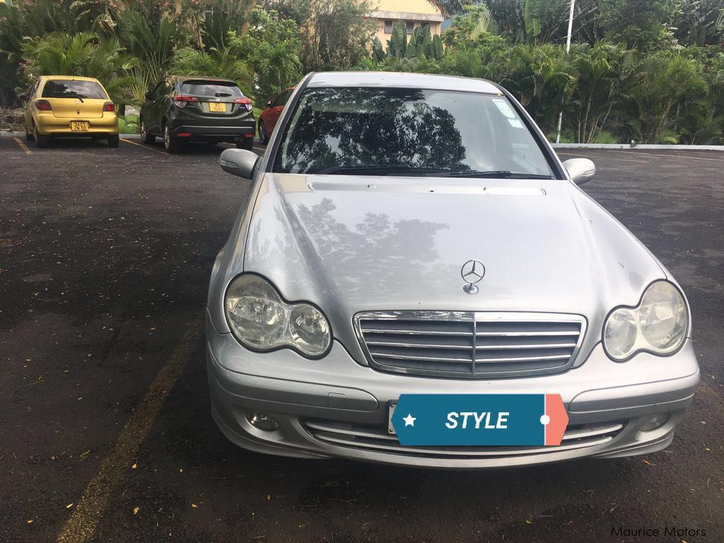 Mercedes-Benz c220 in Mauritius