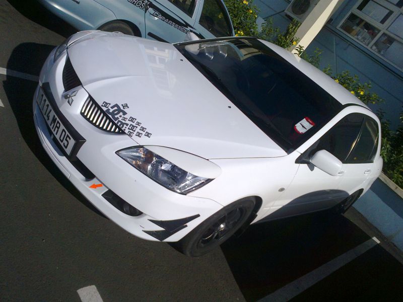Mitsubishi Lancer GLX in Mauritius