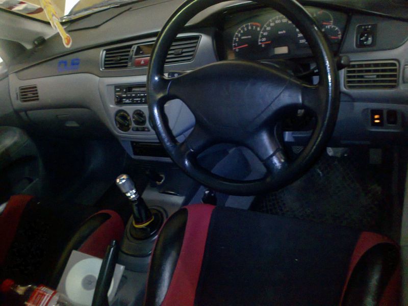 Mitsubishi Lancer GLX in Mauritius