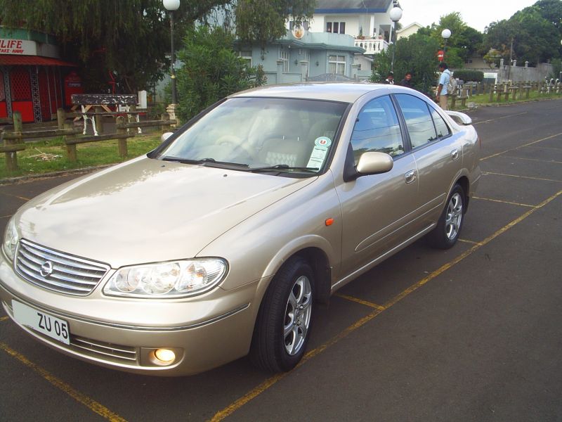 Nissan super saloon