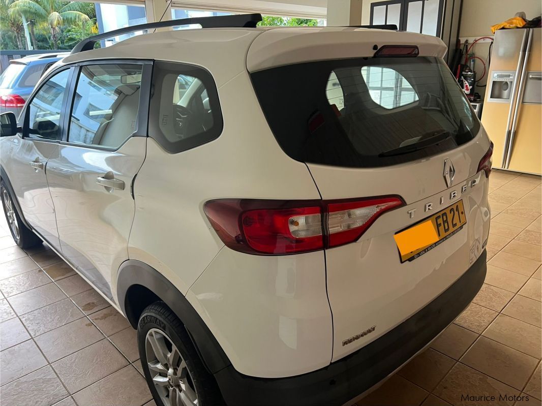 Used Nissan AK 12 2005 AK 12 for sale Mahebourg/Ebene Nissan AK 12