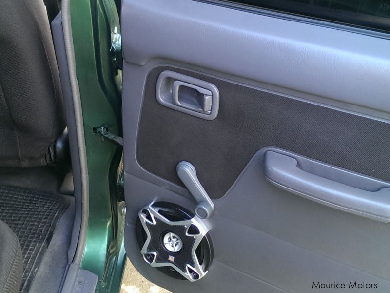 Nissan Hardbody TD27 in Mauritius