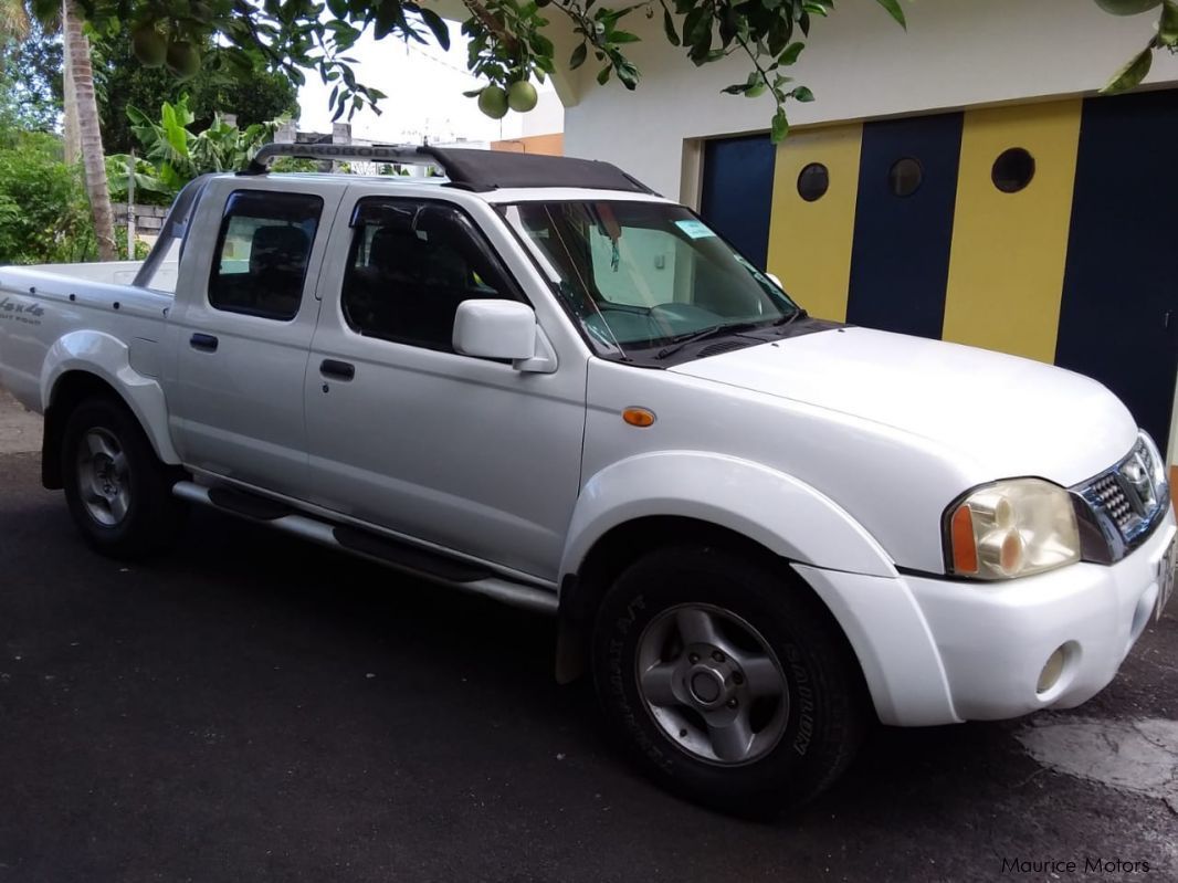 Nissan Hardbody in Mauritius