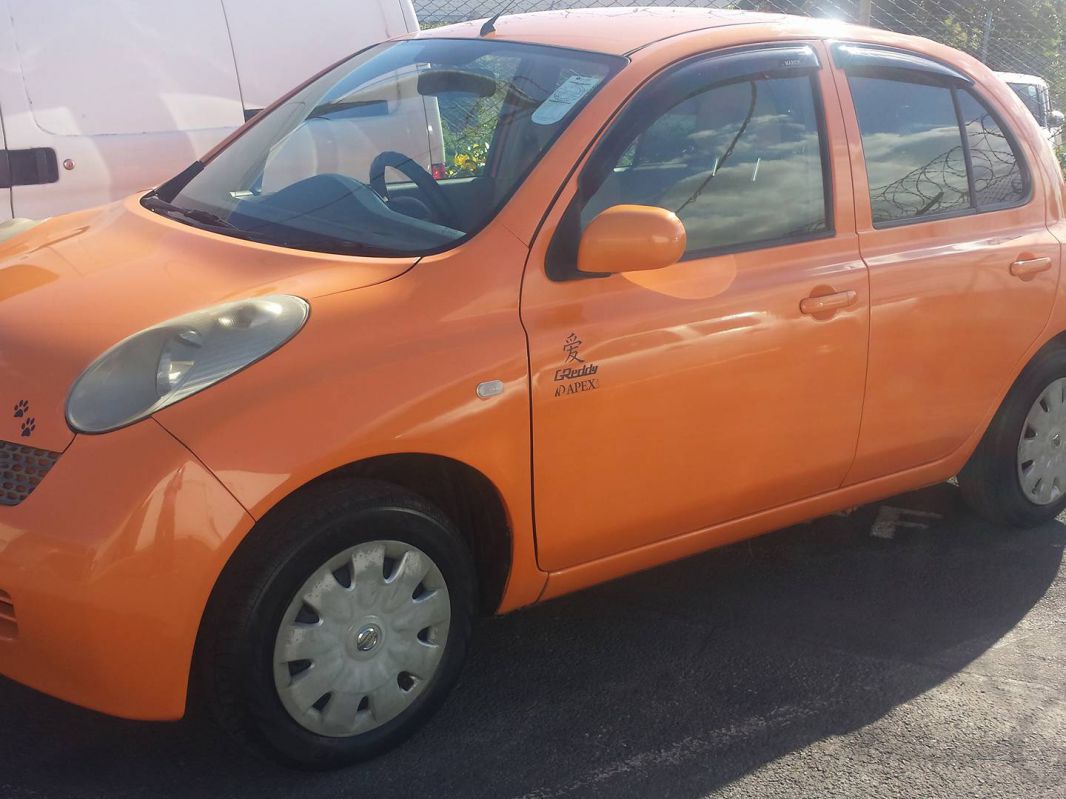 Nissan march rs