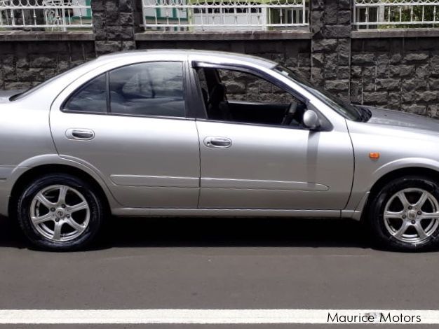 Nissan Sunny in Mauritius