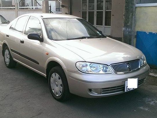 Nissan Sunny N17 in Mauritius