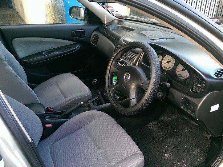 Nissan Sunny N17 in Mauritius
