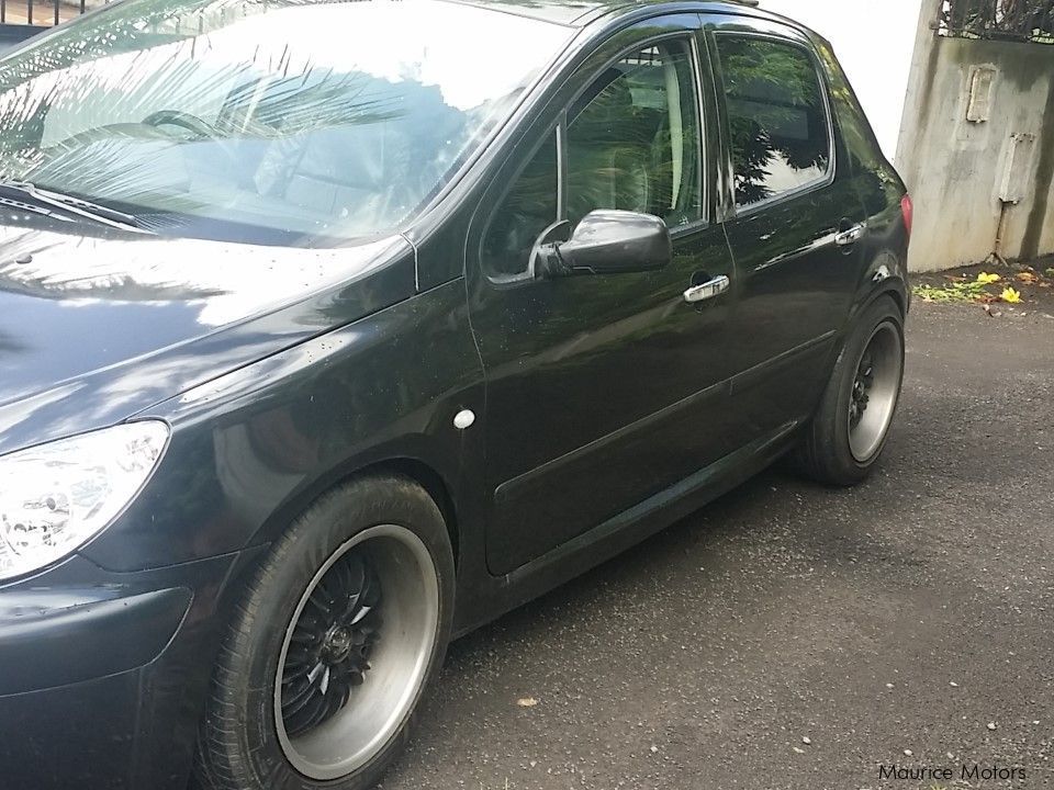 Peugeot 307 in Mauritius