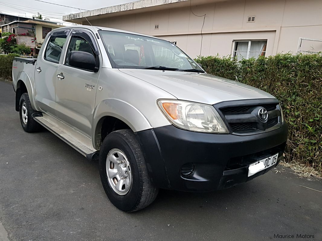 Toyota Hilux 4*4 3.0 in Mauritius