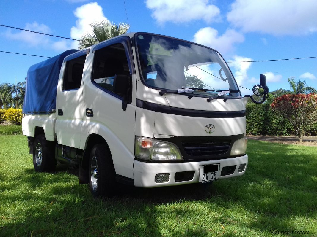 Toyota crew Cabine in Mauritius
