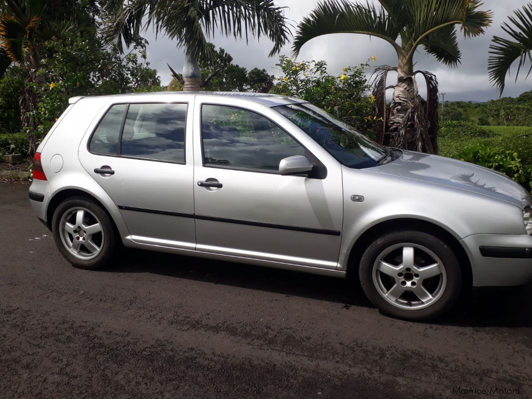 Volkswagen Golf 4 in Mauritius