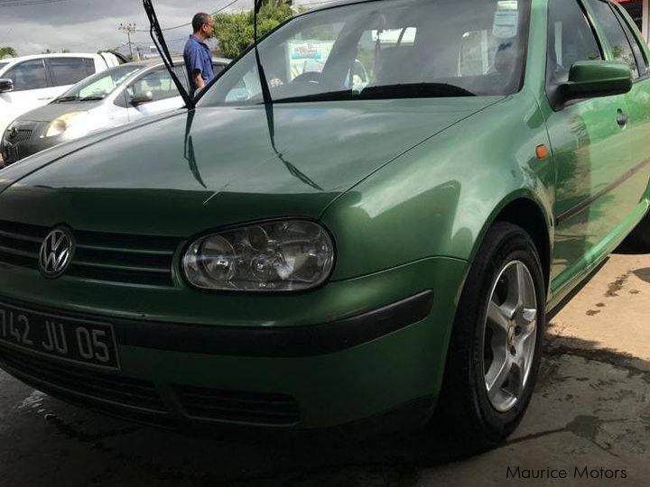 Volkswagen Golf MK4 in Mauritius