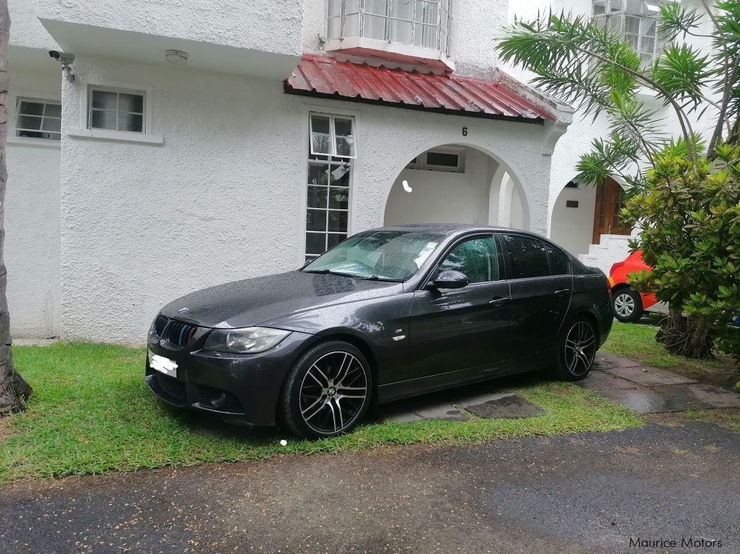 BMW 320i in Mauritius