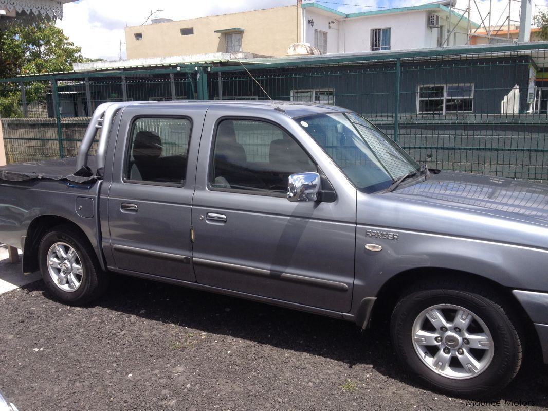 Ford RANGER - SILVER in Mauritius