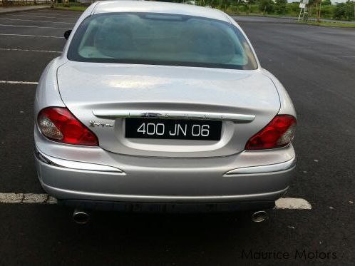 Jaguar X-type in Mauritius